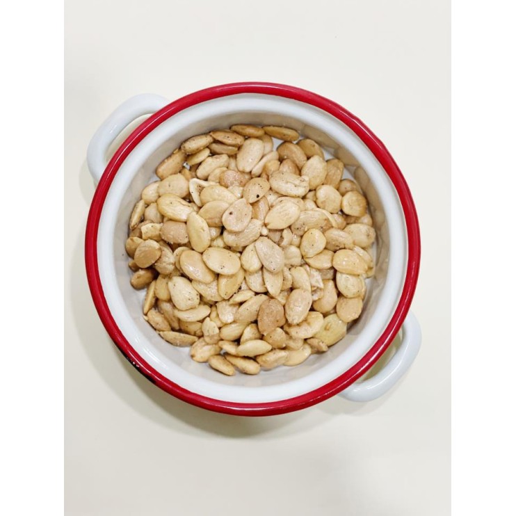 ALMENDRA FRITA CON TRUFA