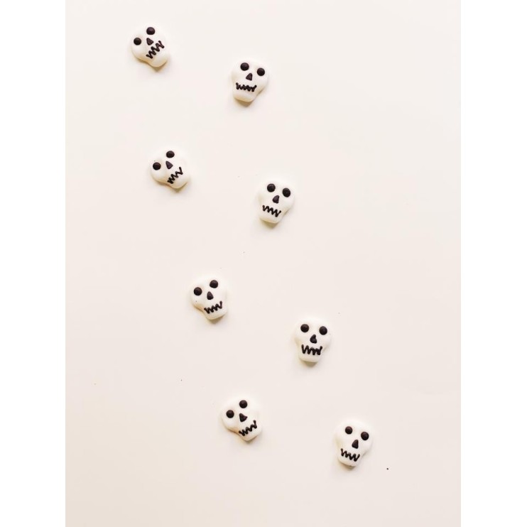 SET DECORACIONES FONDANT CALAVERAS 8UDS - FUNCAKES